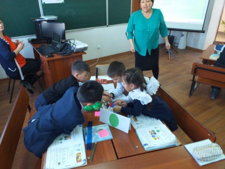 "Бастауыш әлеміне саяхат" атты бастауыш сынып әдістемелік бірлестігінің онкүндігі болып өтті